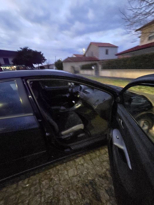 Honda Civic 2006 - gasolina e manual