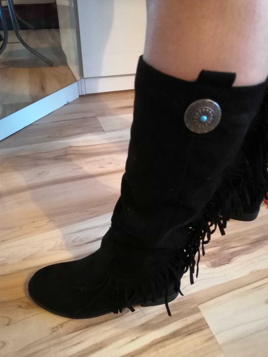 kozaki czarne, zamsz, płaski obcas, frędzle