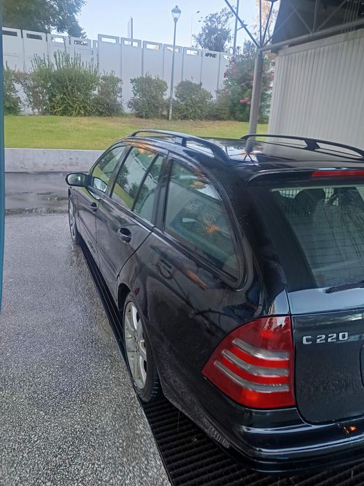 Mercedes C 220 143 CV — photo 5