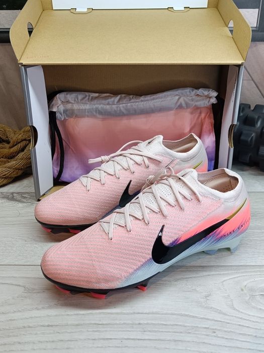 Nowe profesjonalne męskie korki  Nike Mercurial Vapor 16 Elite United
