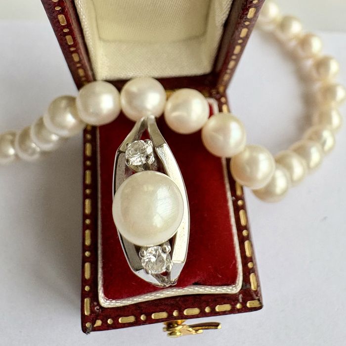 Retro pierścionek złoto białe 14k perła diamenty 0.14 ct  R18