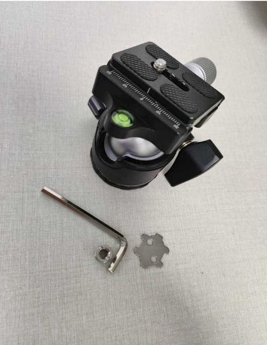 Низькопрофільна кульова головка  штатива Neewer