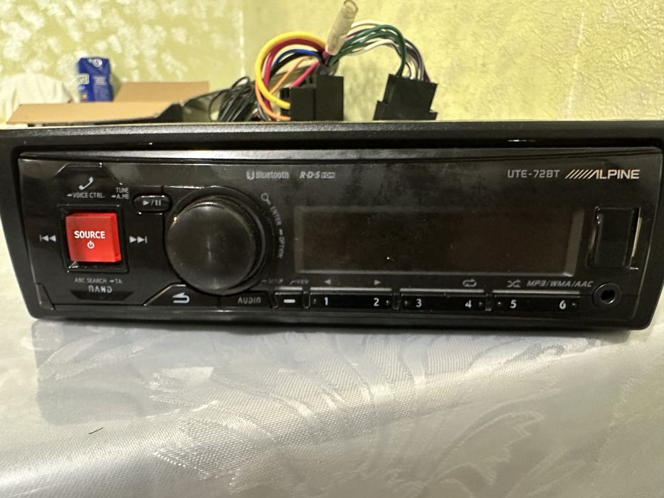 Магнитола ALPINE