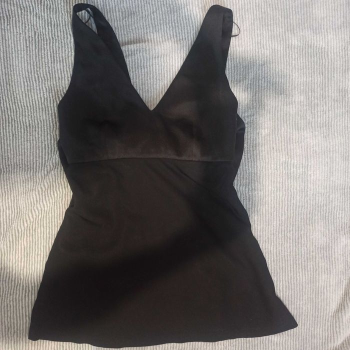 Чорна маленька сукня від Zara