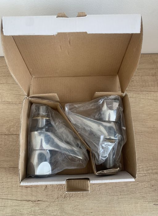 Змішувач Swan парний, гаряча і холодна!