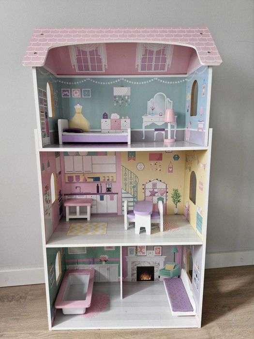 Linda Casa de Bonecas