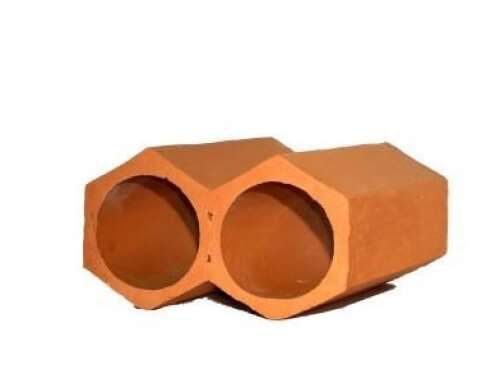 Garrafeira com telha terracota