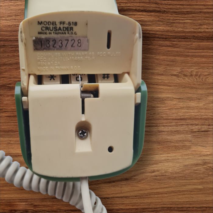 Вінтажний,колекційний  телефон-розкладчка Crusader Frog 1980-х років