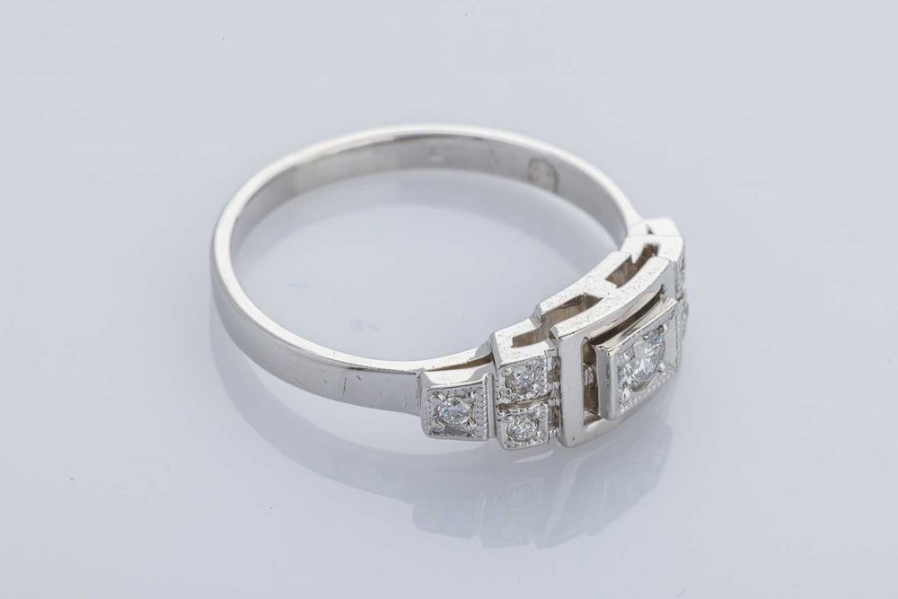 Złoty pierścionek z diamentami (5816)