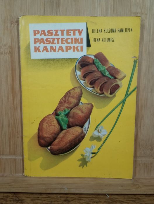 Pasztety, paszteciki, kanapki.