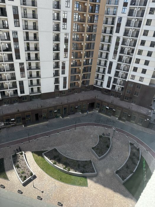 СОБСТВЕНИК    продам квартиру  61  Жемчужина  Кадорр Краснова