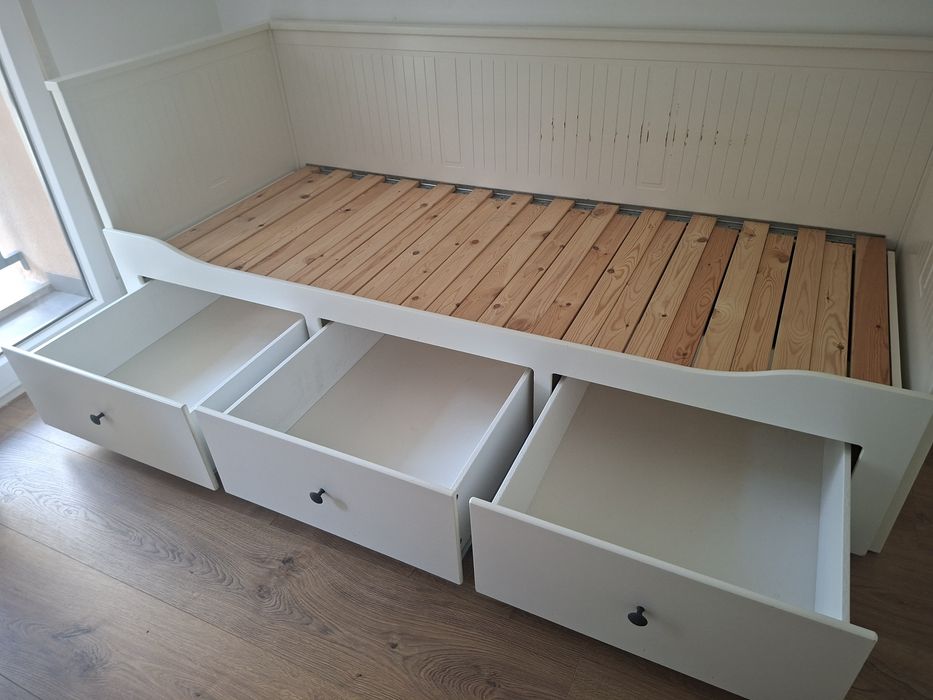 Cama  dupla Hemnes ikea