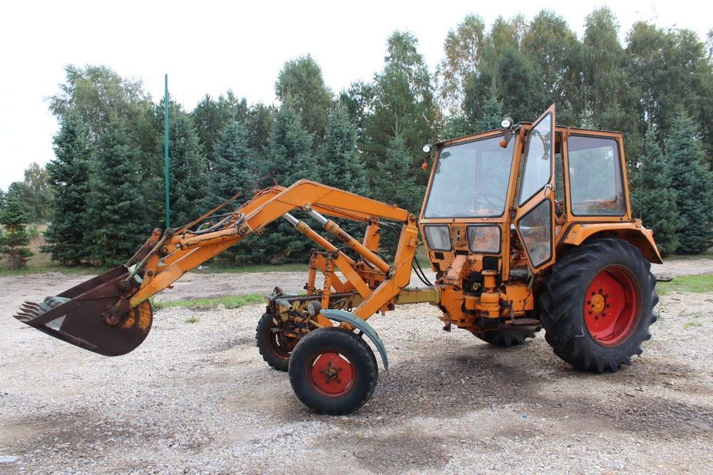 Fendt F250 GTS  Ciągnik rolniczy Fendt F250 GTS z turem