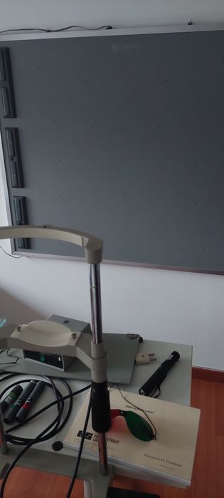 TesCortina de Hess.Teste de observação oftalmologico