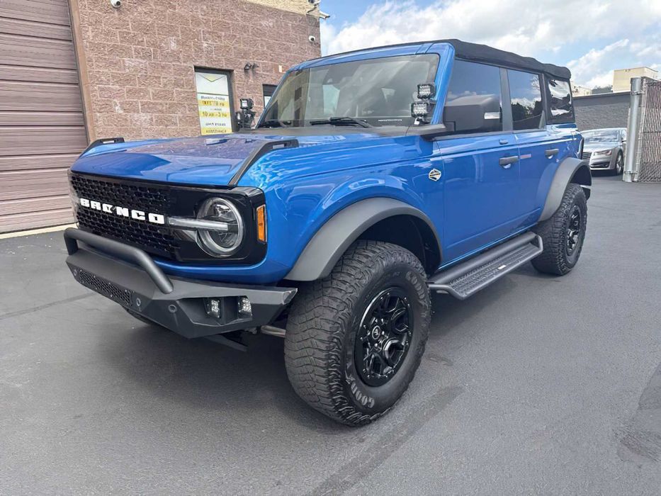 Ford Bronco      2022