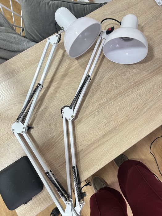 Лампа настільна для манікюру біла