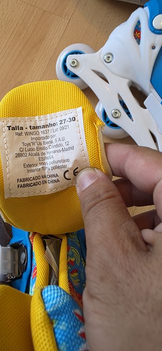 Patins em linha crianca novos