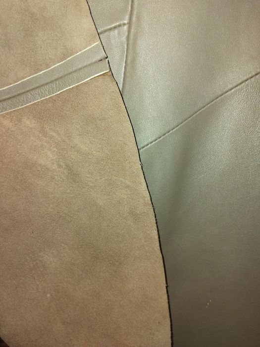 Продам кожаные юбки  3шт.