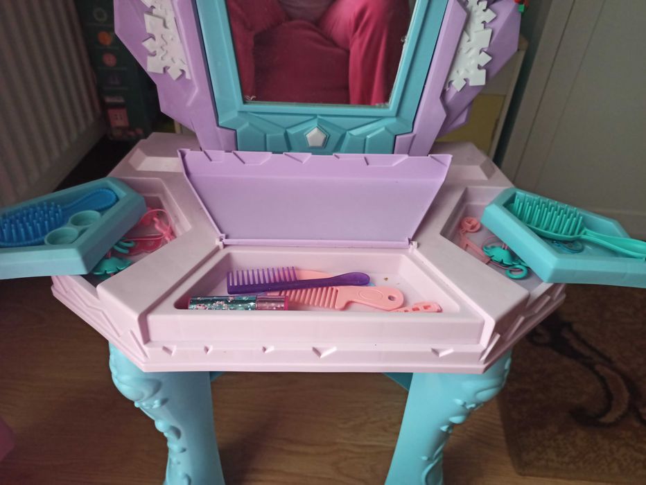 Toaletka dla dziewczynki księżniczki