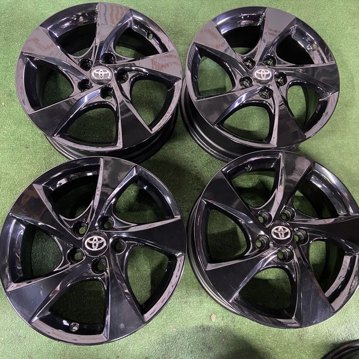 Оригінальні диски 5/114.3 r17 Toyota.