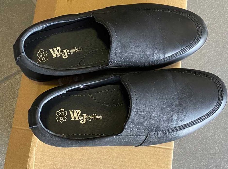 Buty komunijne dla chłopca Wojtyłko, czarne,  rozmiar 31