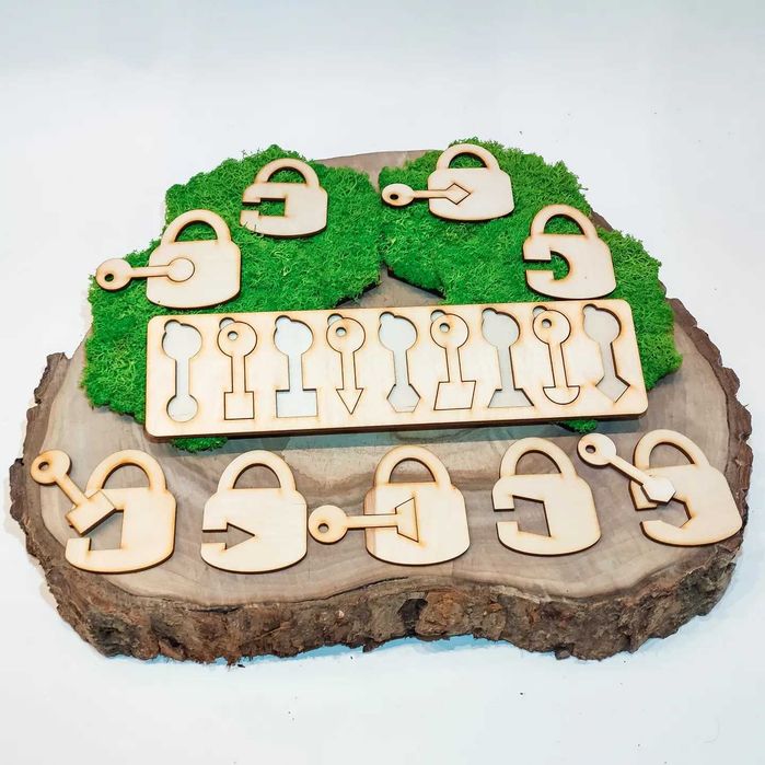 Układanka drewniana edukacyjna puzzle kluczyki kształty