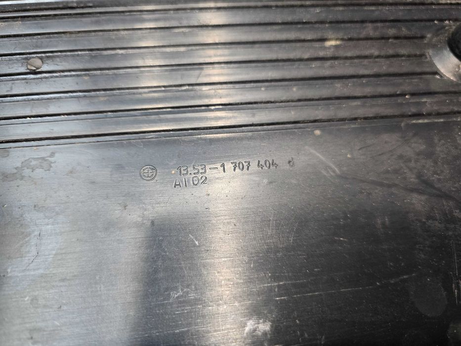 BMW E46 E39 E60 E53 E83 Osłona Pokrywa Silnika Górna M54 KOMPLET