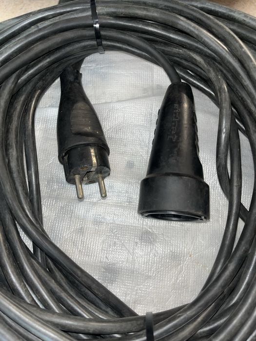 Przedłużacz 230V gumowy solidny 18 m