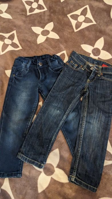 Продам джинсы Levi's, Armani