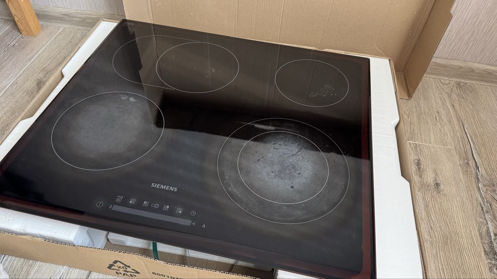 Варильна поверхня Siemens
