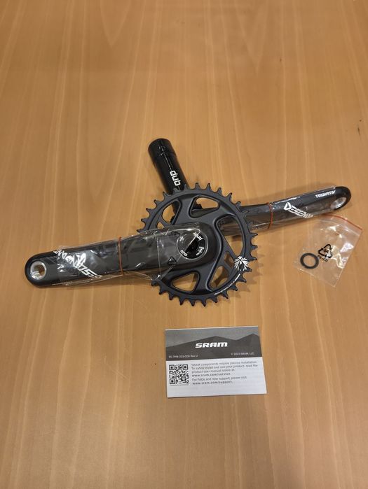 DESCENDANT Carbon DUB Crankset