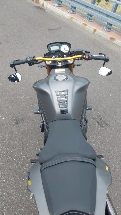 Yamaha fz8n 2014r