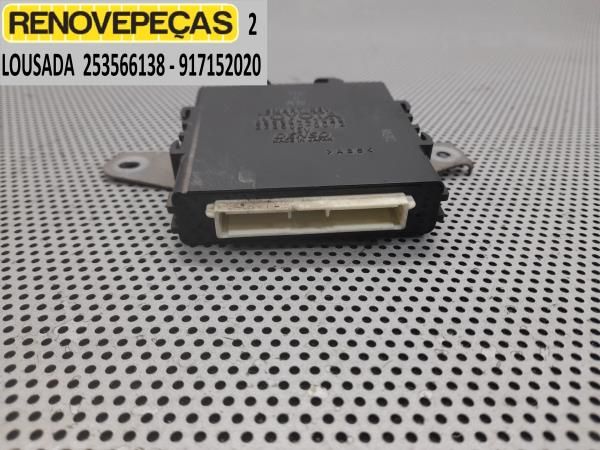 Módulo controlo de distância TOYOTA Prius Hatchback (_W2_)
