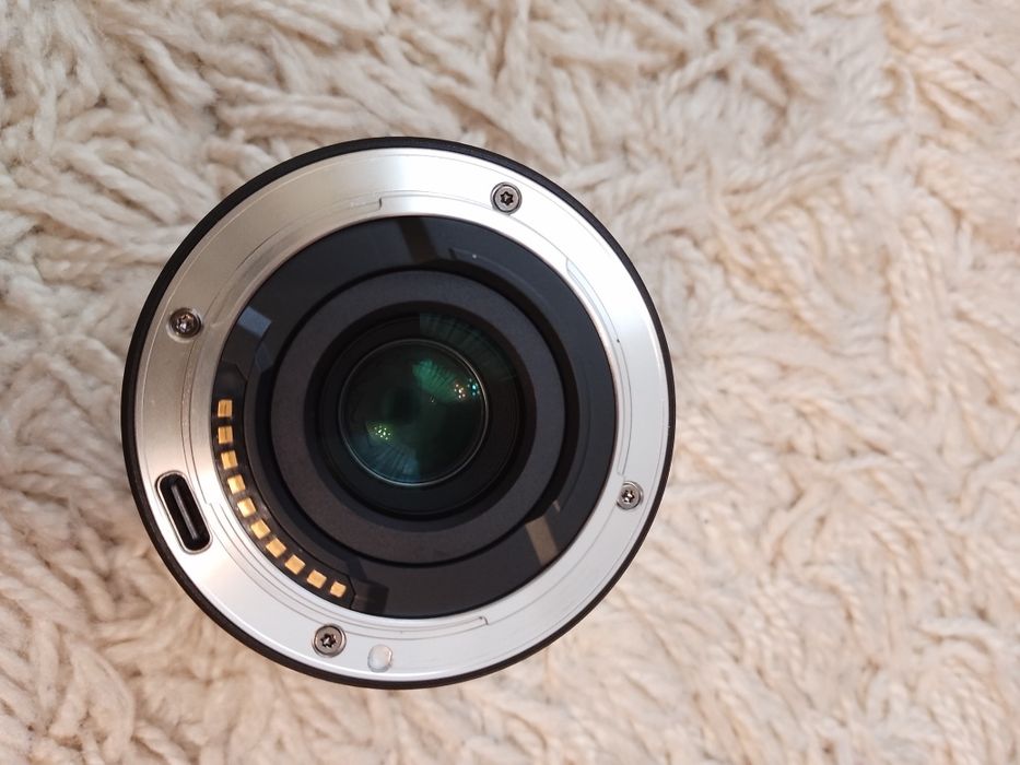 Viltrox 56mm/1.7 (E-Nex)