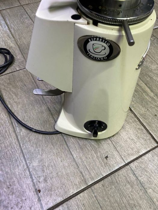 Кавомолка Fiorenzato F4E