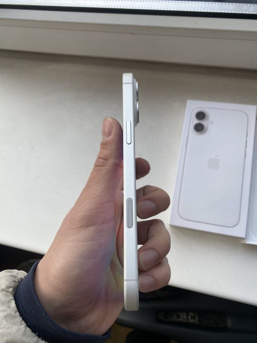 iPhone 16 Plus 128gb