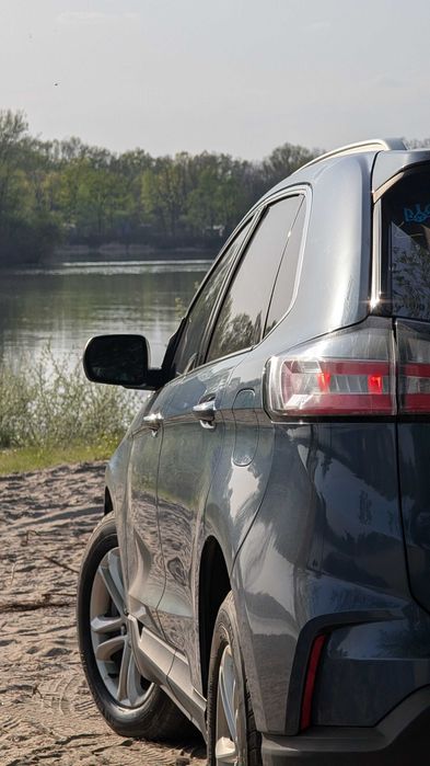 Ford Edge 2019 awd SEL
