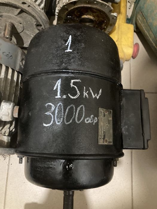 Електродвигун мотор електродвигуни