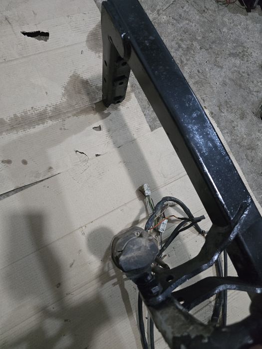 Фаркоп Nissan X-trail t30 причіпне гак 2001-2007 нисан х трейл т30