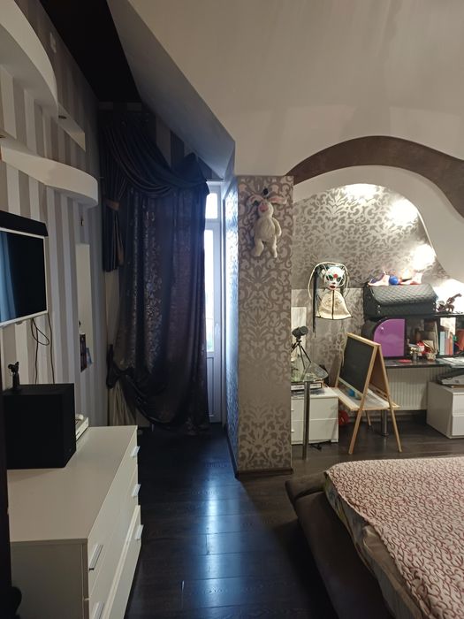 Продам  дом  Каменское возле  соснового леса  190000$