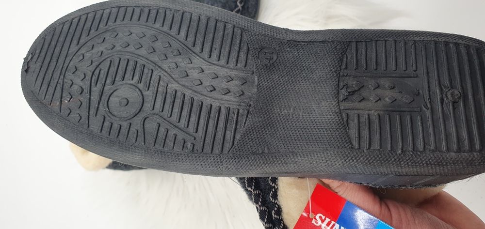 Bambosze 41 botki ocieplane kapcie lub na podwórko lub 39