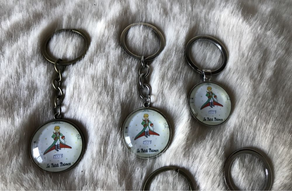 Porta-chaves e colares do PRINCIPEZINHO-NOVOS- várias imagens e cores