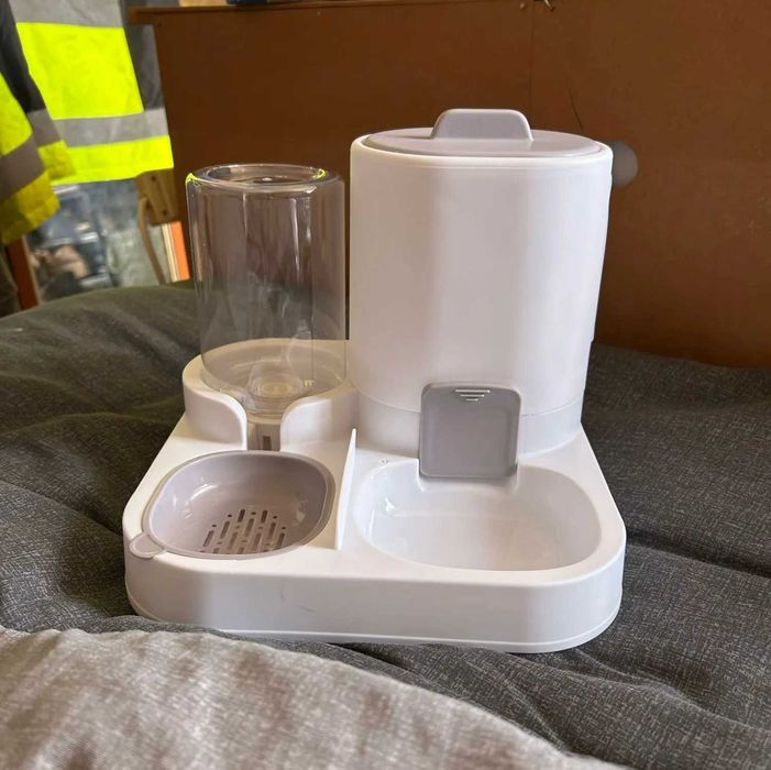 Кормушка и поилка для кошек и собак 2 в 1 для еды и воды для животных