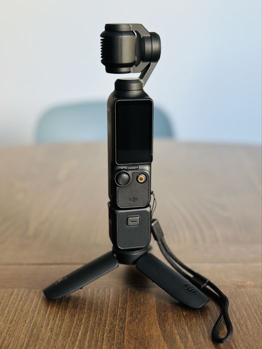 DJI Osmo Pocket 3 Creator Combo – COMO NOVA