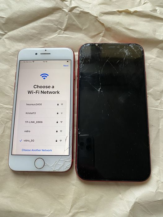 Iphone 7 та iphone xr побиті на деталі