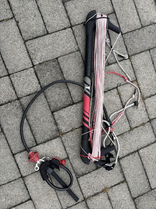 Latawiec flysurfer sonic roz.11 z barem