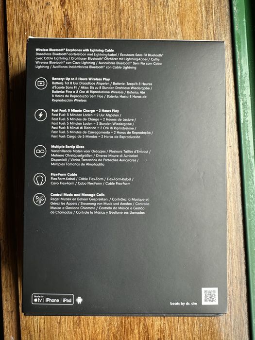 BeatsX (edição especial "Ten YRS" – Decade Collection)