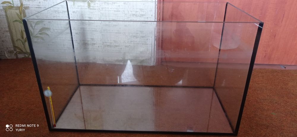 Аквариум 65 литров.