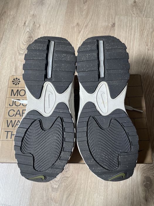 Жіночі оригінальні кросівки nike air max bliss nn оригінал