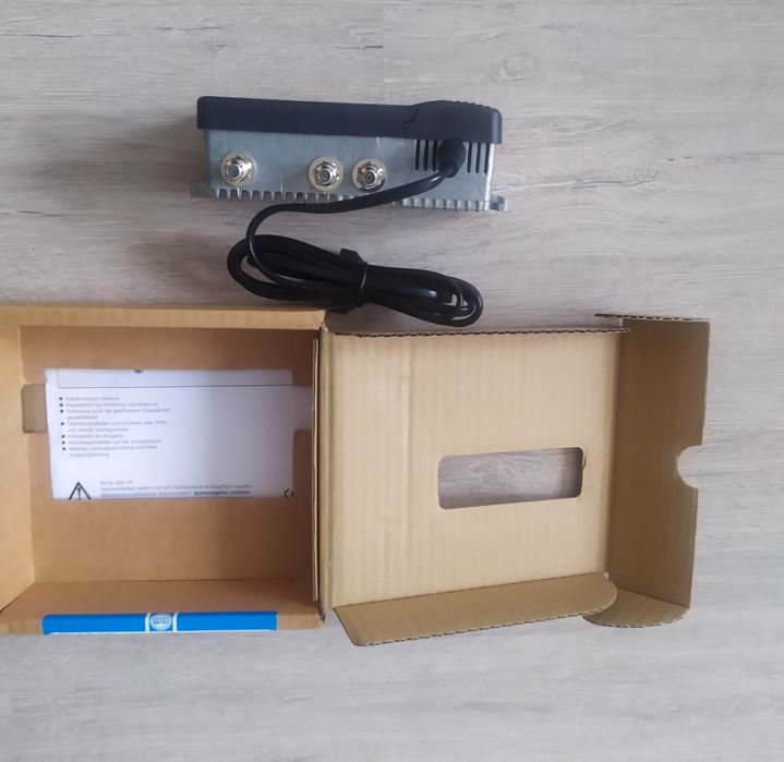 Wzmacniacz DVB-T2 WISI VX82P